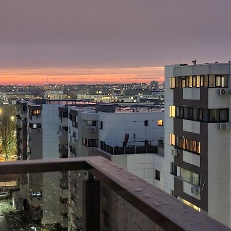 Premium Hils Brauner Studio Bukarest Exteriör bild