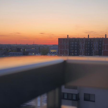 Premium Hils Brauner Studio Bukarest Exteriör bild