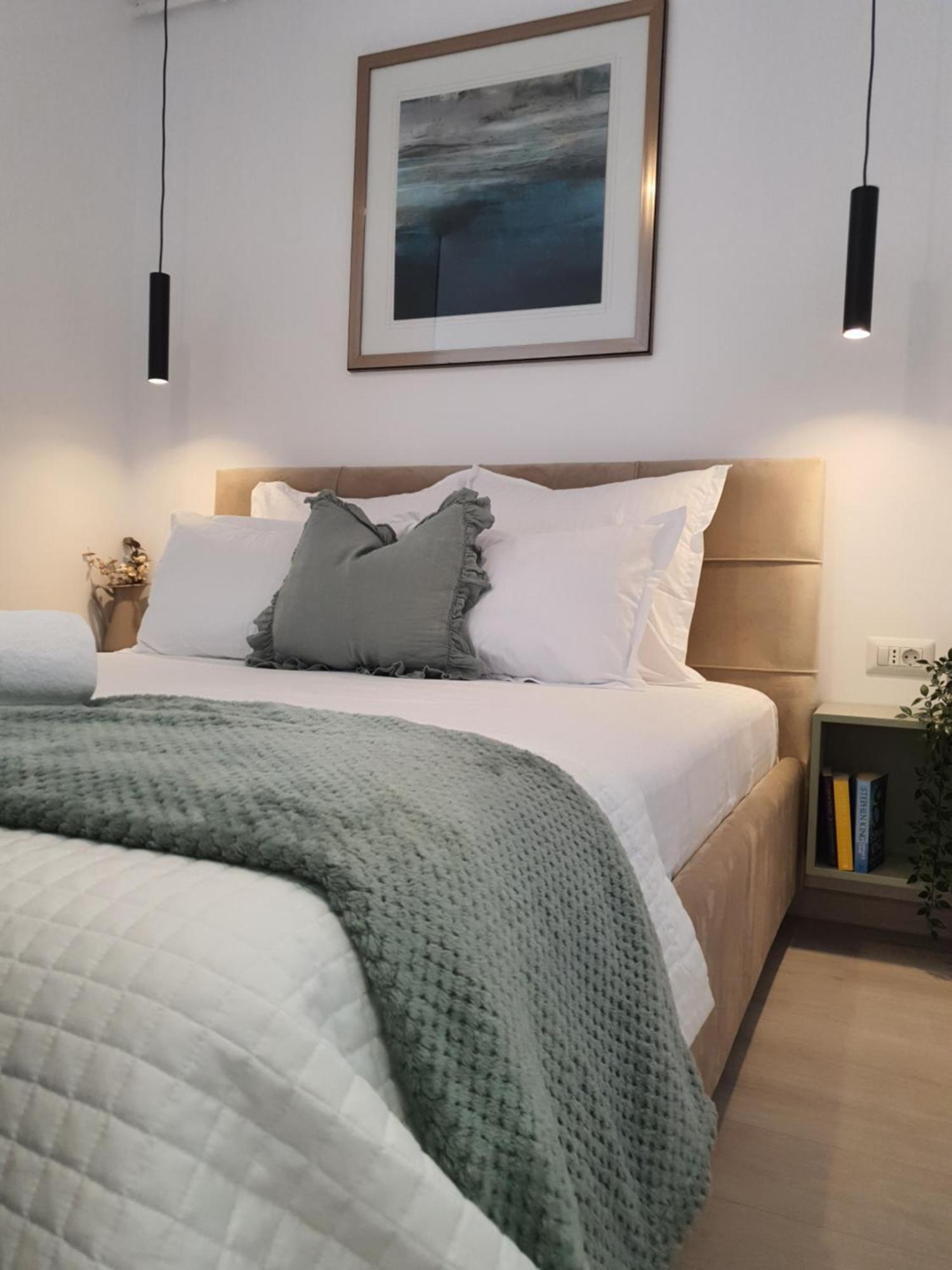 Premium Hils Brauner Studio Bukarest Exteriör bild