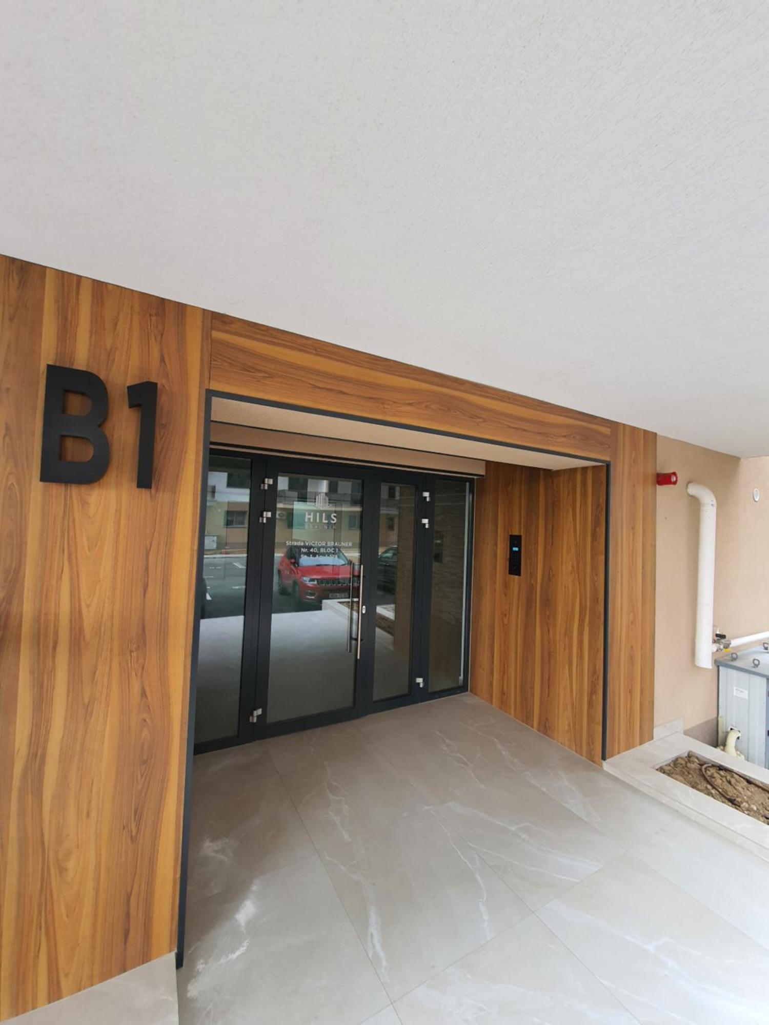 Premium Hils Brauner Studio Bukarest Exteriör bild