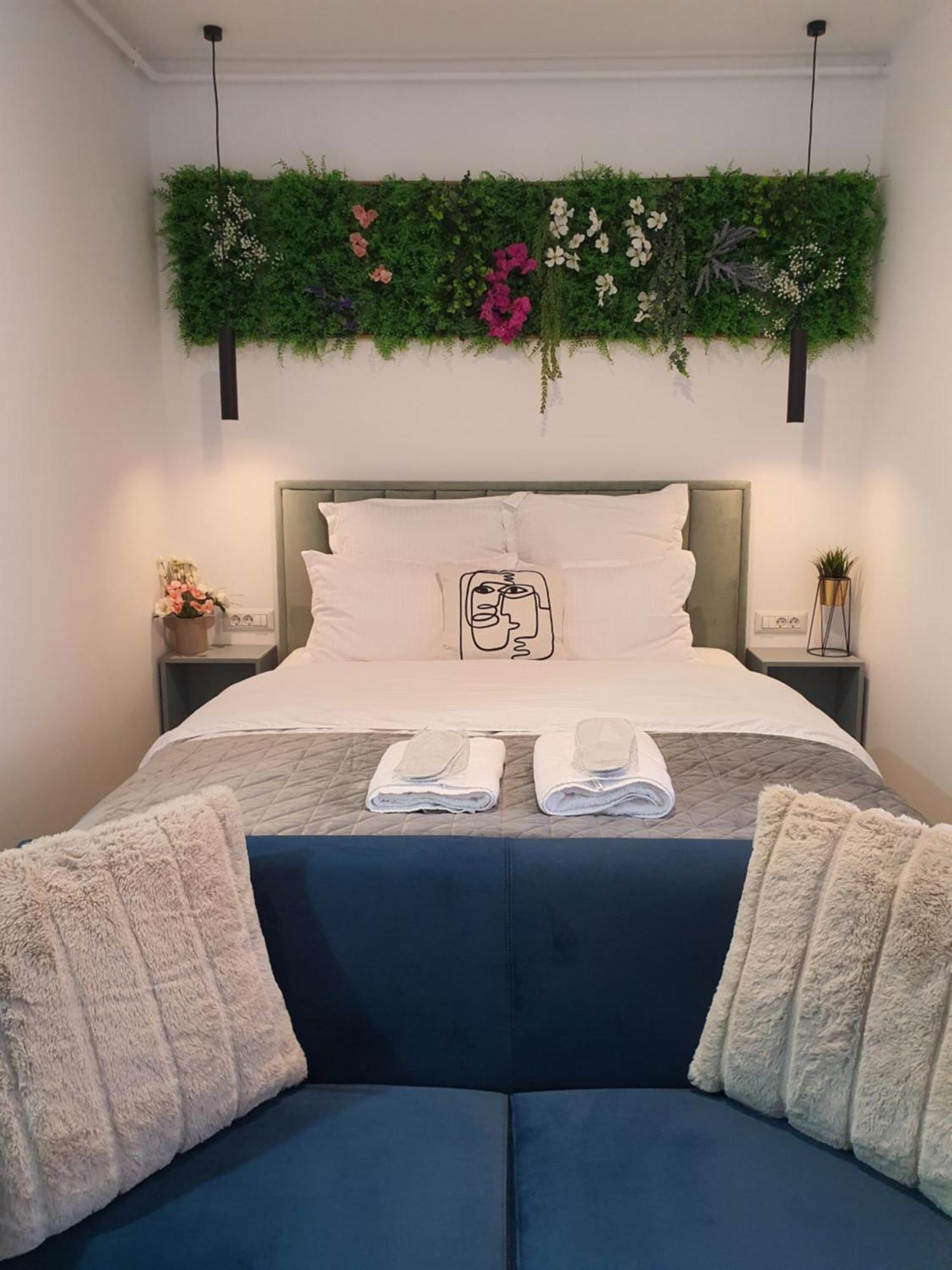 Premium Hils Brauner Studio Bukarest Rum bild